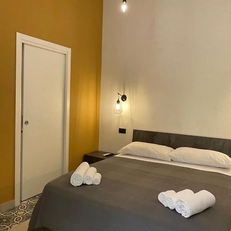 B&B Vittoria Napels Buitenkant foto