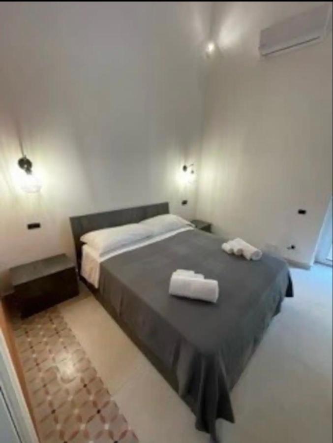 B&B Vittoria Napels Buitenkant foto